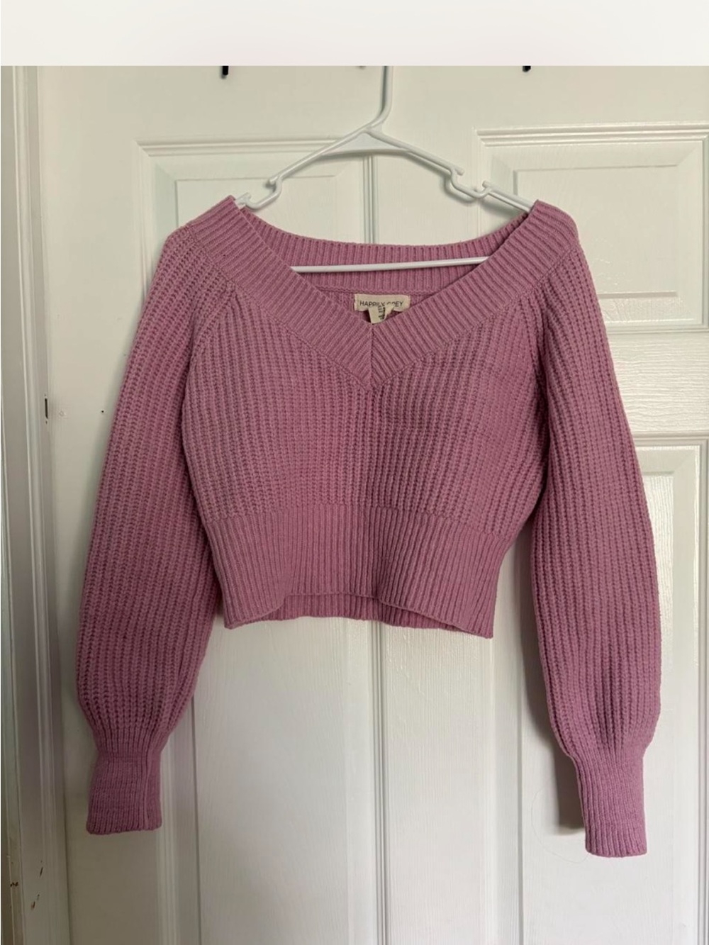 Women’s V-Neck Cropped Knit Sweater - Pink Happily Gray Brand